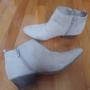 COPY - Light grey ankle booties